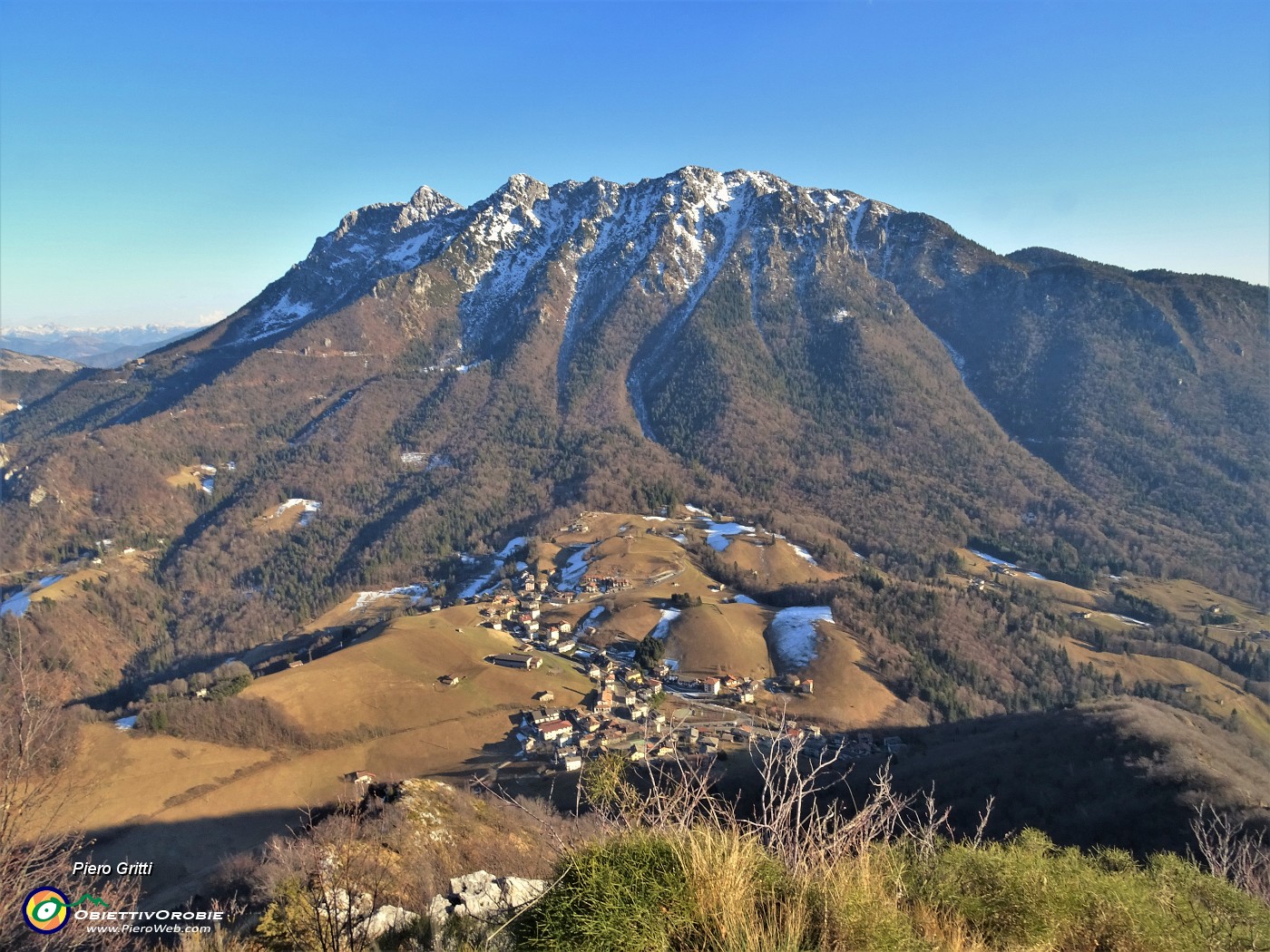 48 Dal Monte Castello Valpiana che pose la croce.JPG